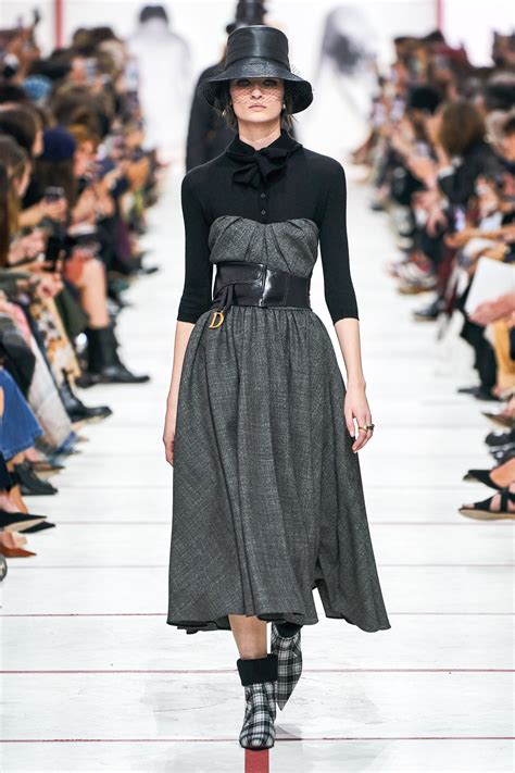 vêtement dior femme